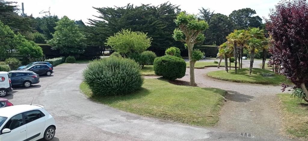 A Sables D'or Avec Vue Sur - Wi-fi Debit - Parking - Parc Prive Apartment *